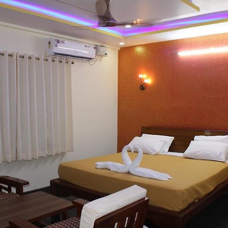 Golden Pride Hotel Kanakapura Eksteriør bilde