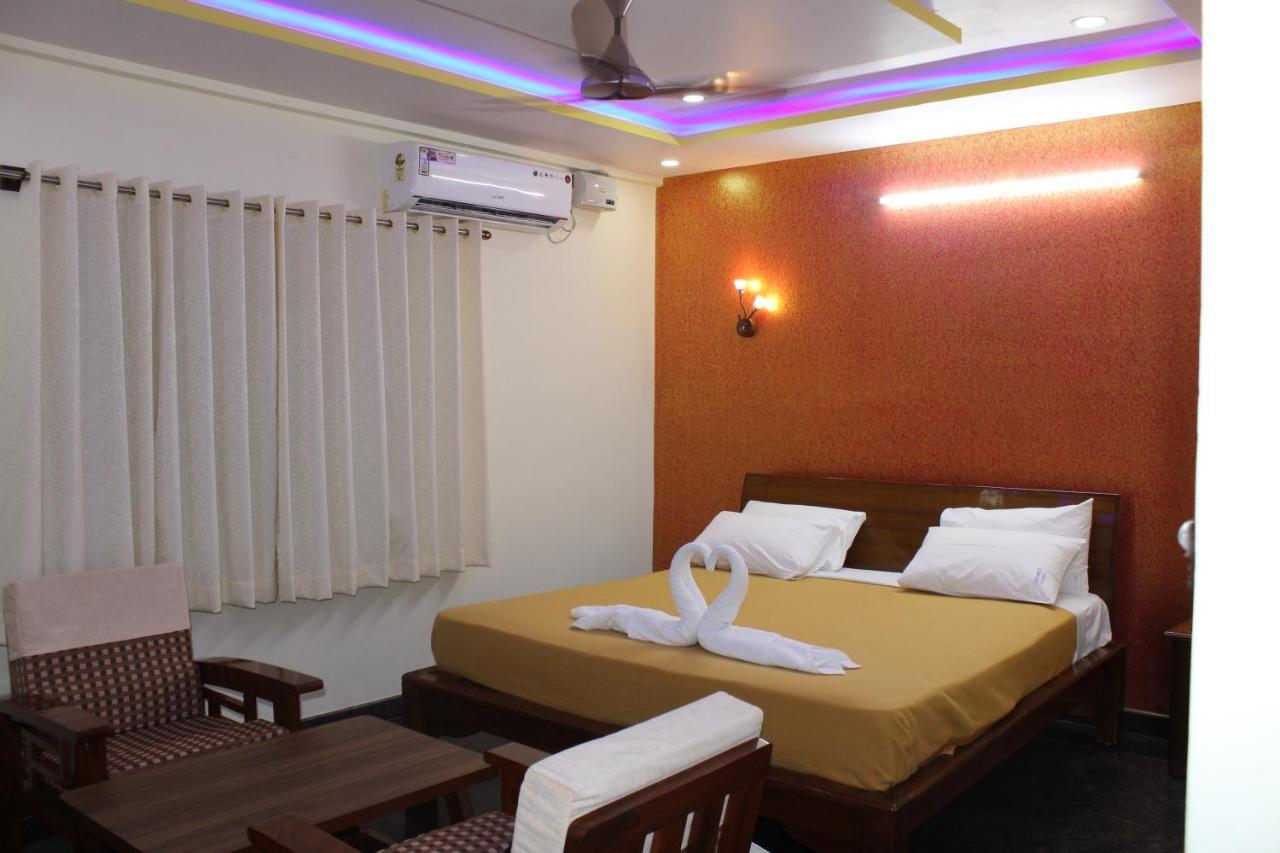 Golden Pride Hotel Kanakapura Eksteriør bilde