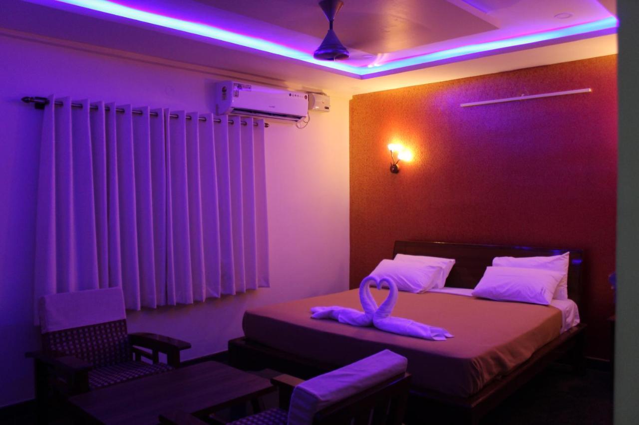 Golden Pride Hotel Kanakapura Eksteriør bilde